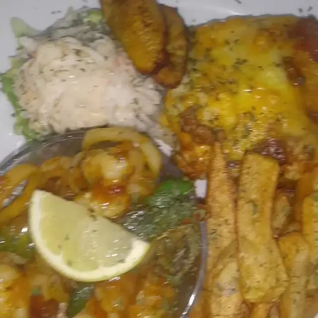 Bambi’s shrimp entrée